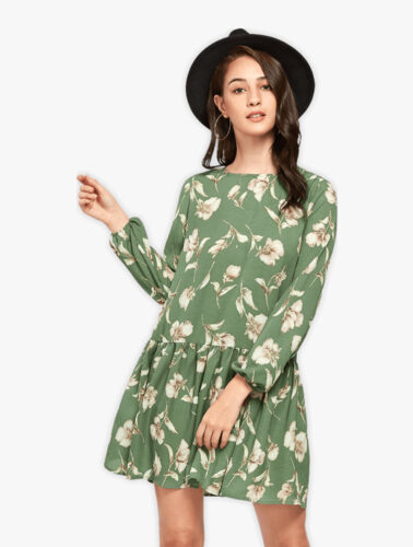 Trendy floral top
